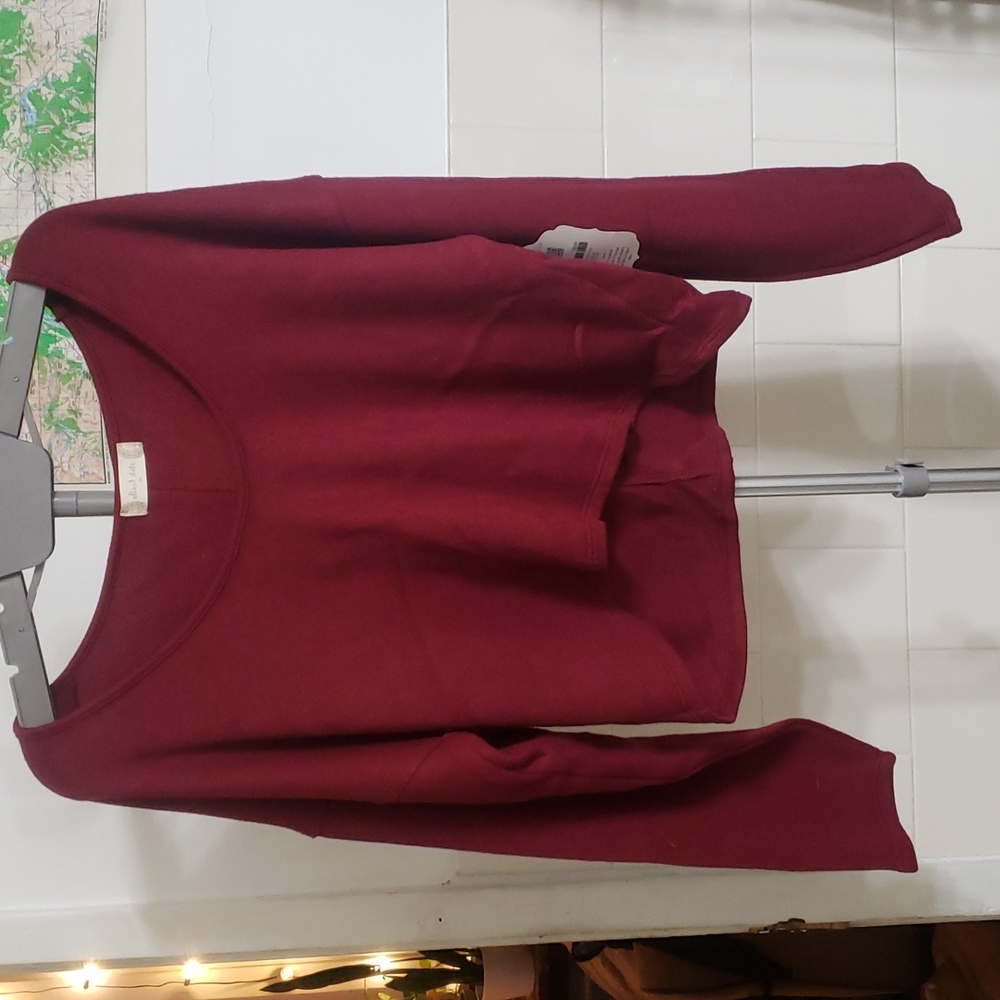 Brand new cropped sweatee